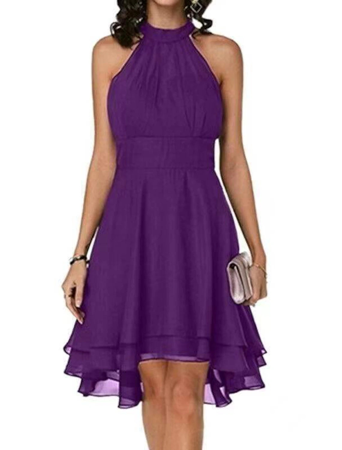 Vestido de cóctel de corte A, cintura alta, cuello halter, espalda en V, para compromiso, baile semiformal, sin mangas, largo hasta la rodilla, de gasa con capa elegante.