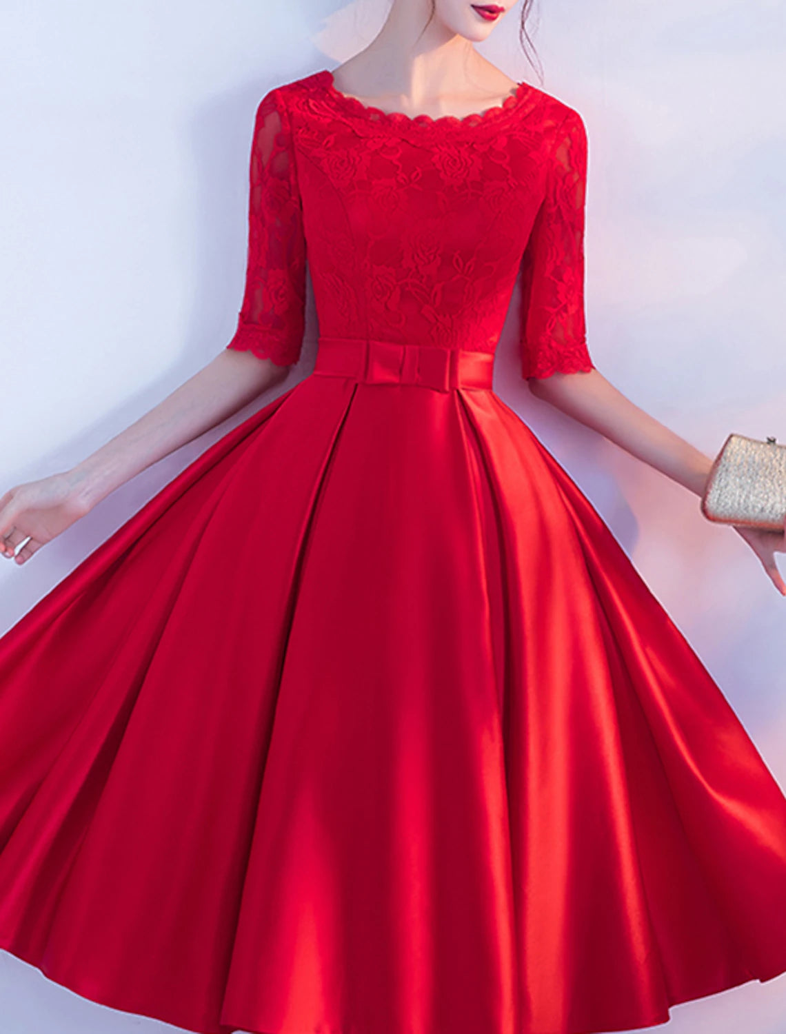 Vestidos de cóctel de corte A, elegantes, para fiesta, cóctel, largo hasta la rodilla, media manga, cuello joya, satén con lazo(s), pliegues y bordados.