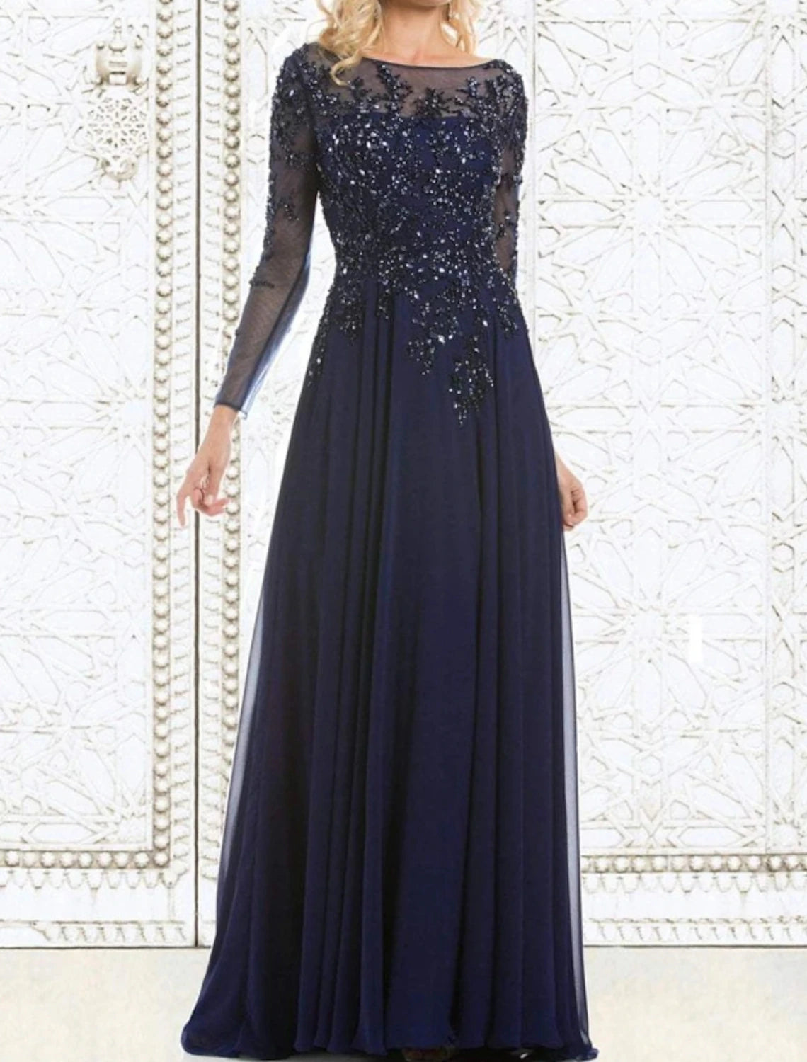 Abito da cerimonia per la madre della sposa, a trapezio, elegante, con scollo a V, lunghezza al pavimento, in chiffon e pizzo, maniche lunghe con applicazioni in pizzo