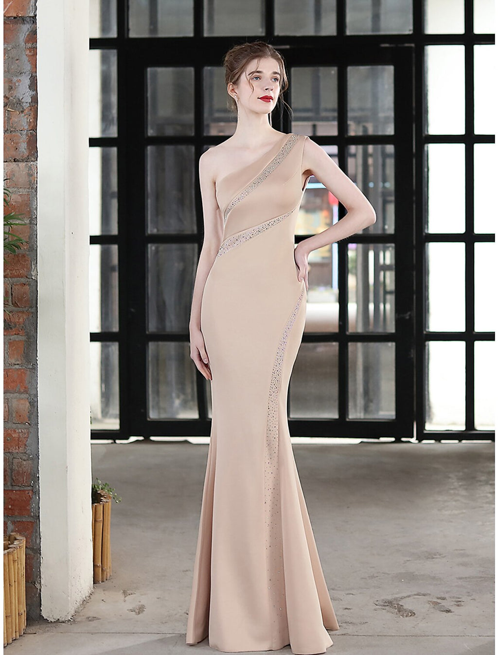 Black One Shoulder Mermaid Floor-Length Evening Dress with Rhinestone Embellishments