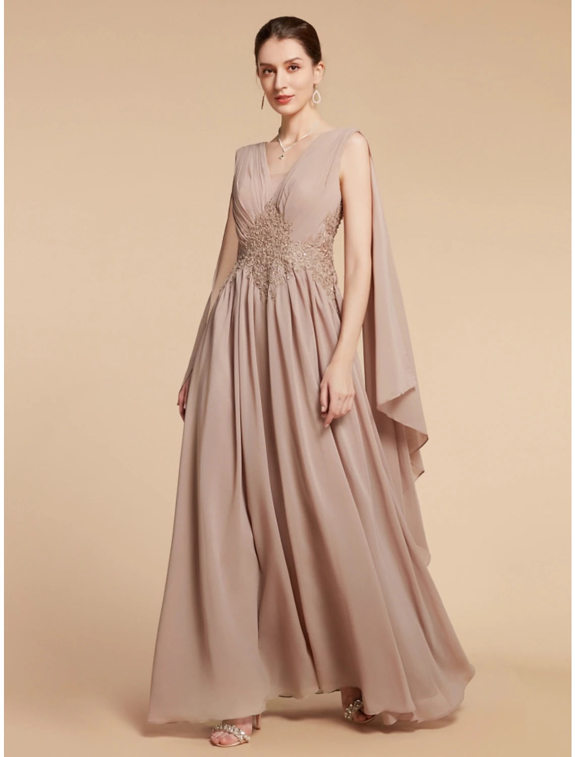 Abito da cerimonia per la madre della sposa, a trapezio, elegante, con scollo a V, lunghezza alla caviglia, in chiffon, pizzo, senza maniche, con arricciature, tinta unita