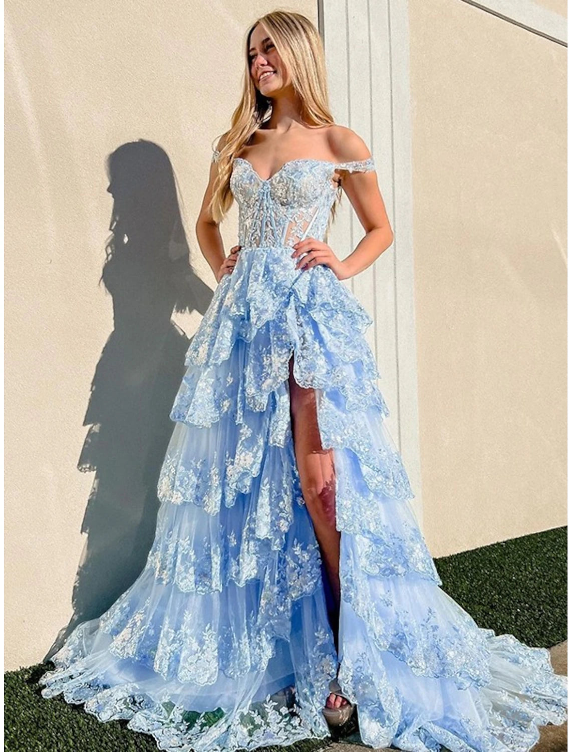Sky Blue A-Line Tulle Evening Dress - Sweetheart Neckline Gown