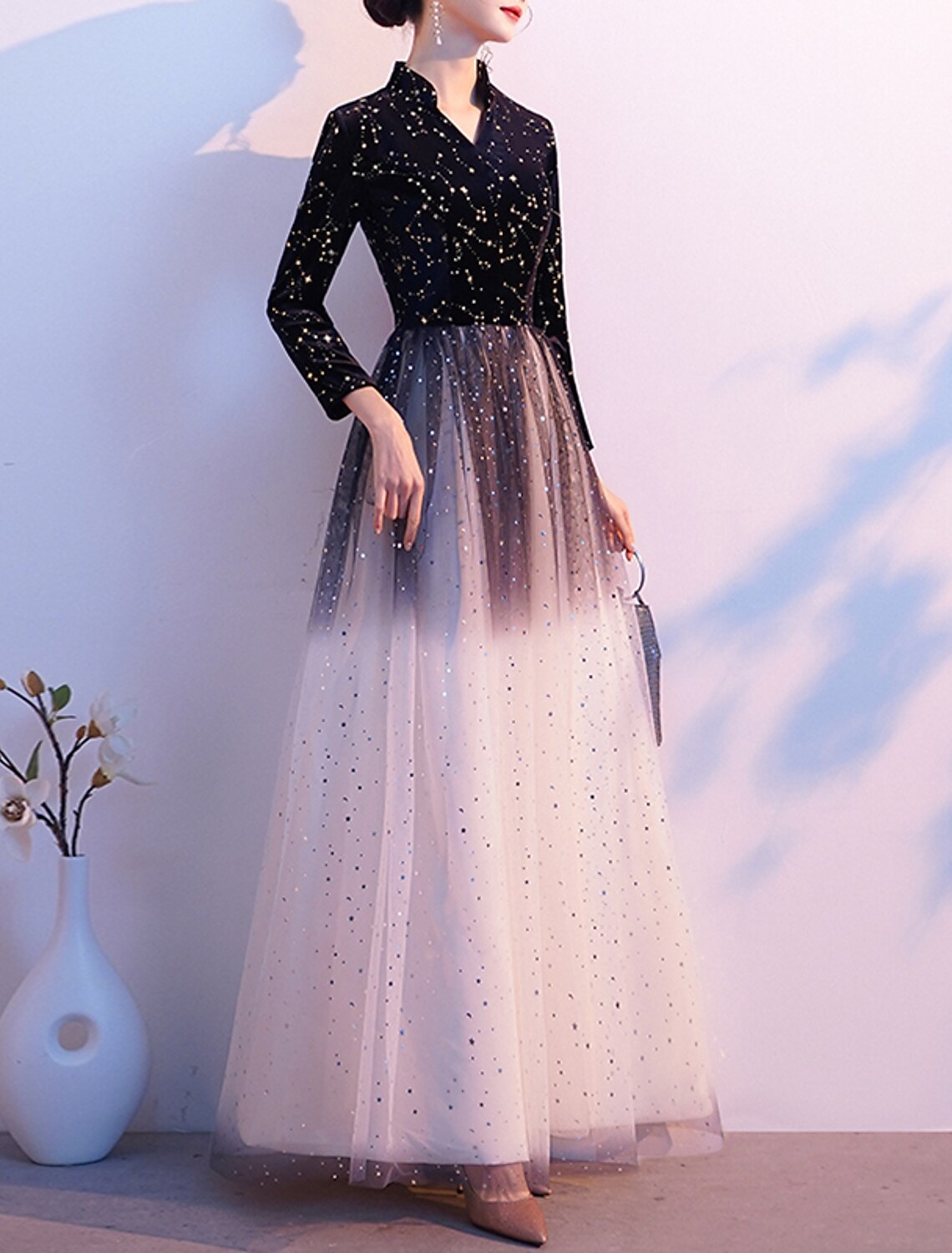Vestido de noche formal elegante con corte en A y brillantes, estilo reina Ana, manga larga, largo hasta el suelo, de tul con lentejuelas, 2025