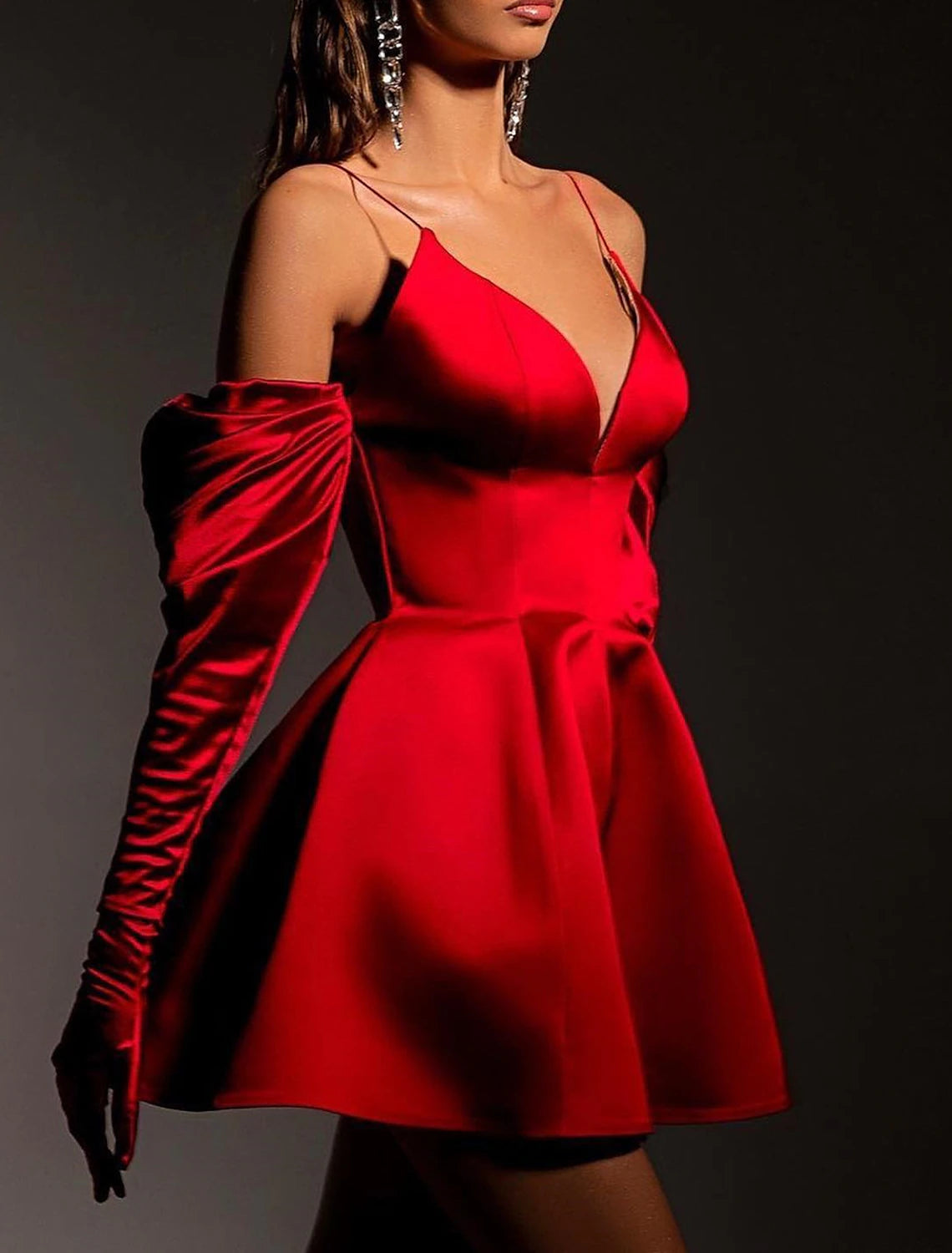 Abiti da ballo a trapezio, abiti da principessa, abiti da cocktail per laurea, corti/mini, senza maniche, spalline sottili, abito rosa in charmeuse con pieghe 2025