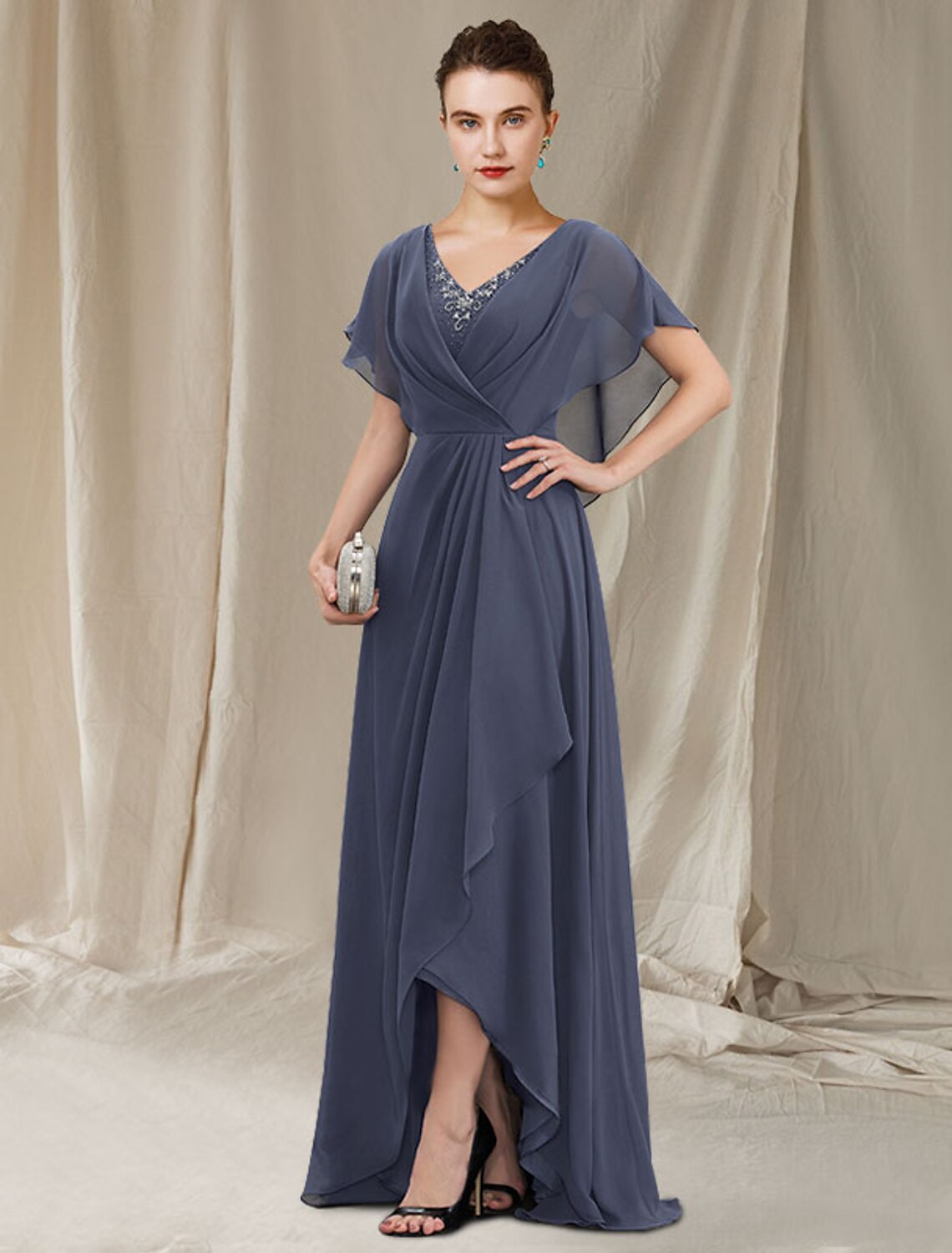 Abito da madre della sposa a trapezio, elegante, scollo a V asimmetrico, strascico a spazzola, in chiffon asimmetrico, maniche corte con volant a cascata in pizzo