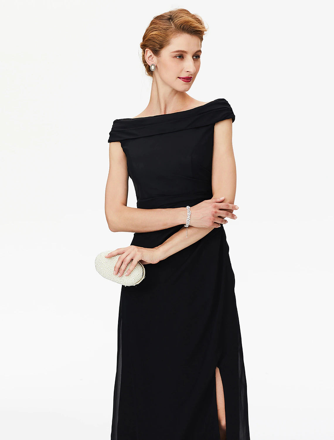 Vestido de madre de la novia con corte tubo/columna, hombros descubiertos, largo hasta el suelo, gasa, manga corta, sin mangas, con pliegues y abertura frontal