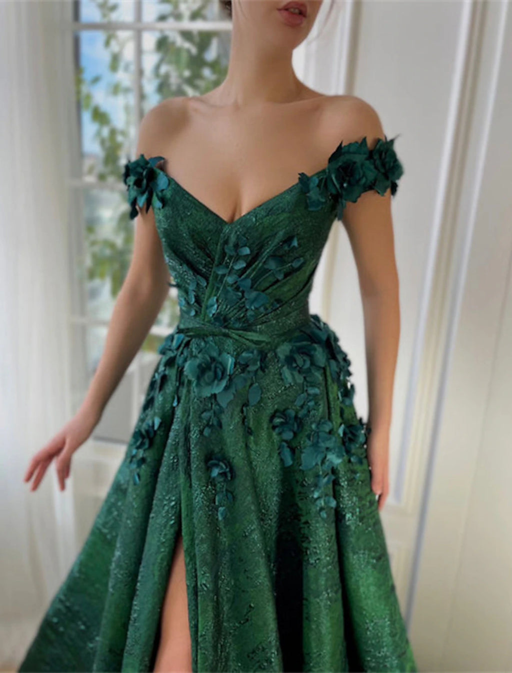 Vestidos de fiesta de corte A, vestido floral, para invitados de boda, fiesta de bodas, cola de corte, sin mangas, hombros descubiertos, satén con apliques de abertura