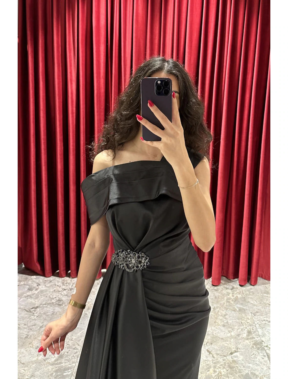 Emerald Satin Off-the-Shoulder Floor-Length Evening Dress