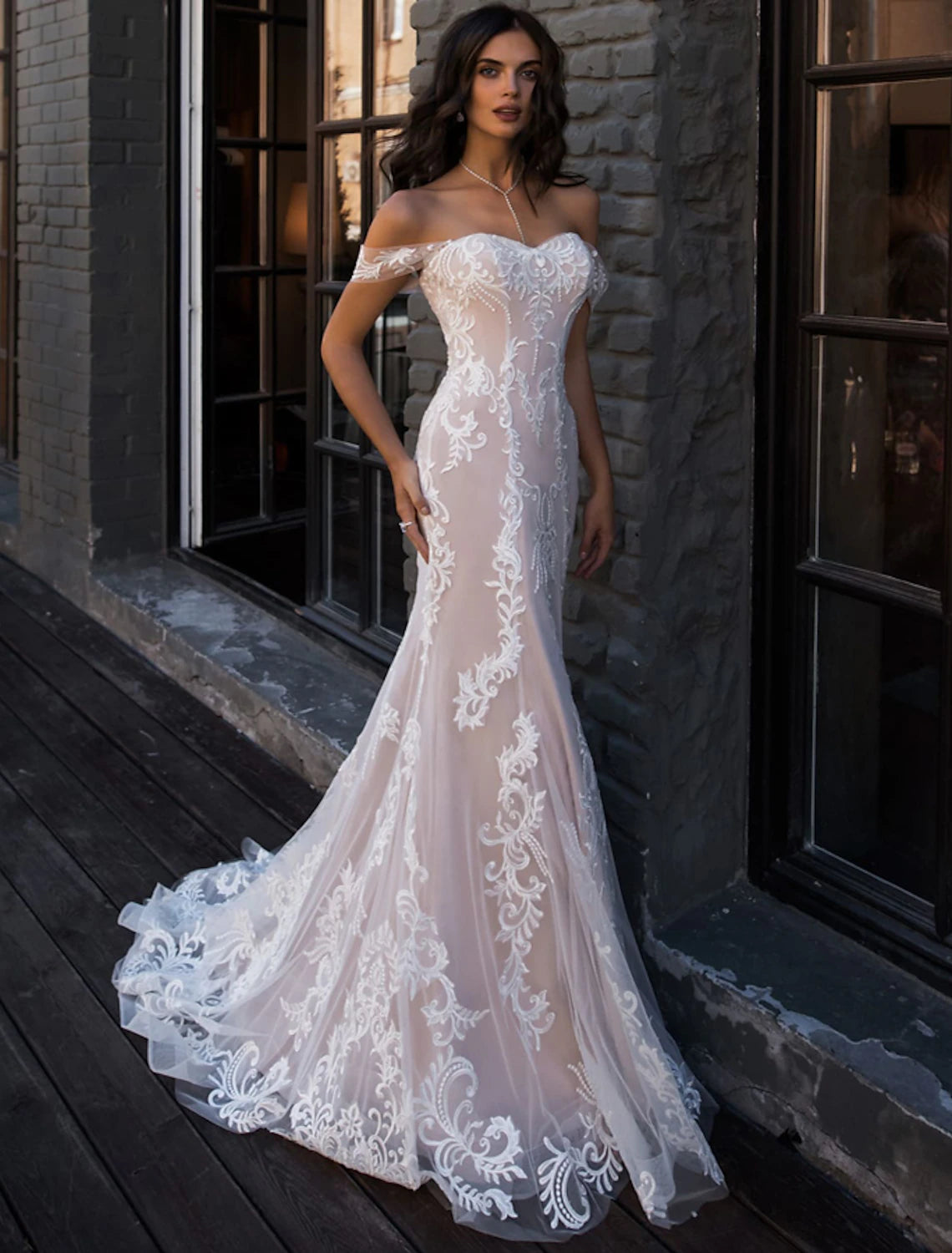 Ivory Lace Mermaid Floor-Length Dress with Sweetheart Neckline and Off-the-Shoulder Straps