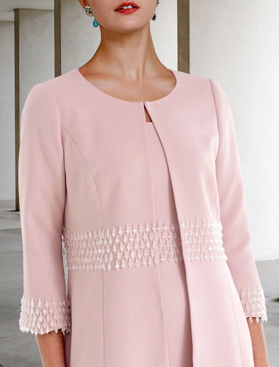 Vestido de dos piezas tipo tubo/columna para madre de la novia, para invitadas de boda, iglesia, elegante, cuello joya, largo hasta la rodilla, tela, manga corta, chaqueta, vestidos con cuentas, otoño