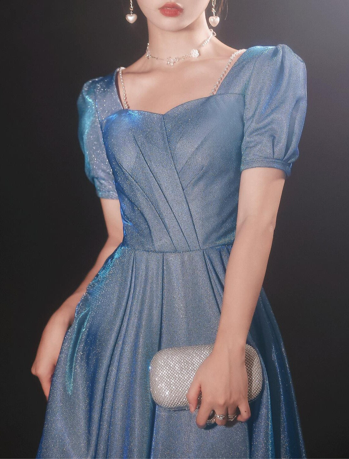 Vestido de noche elegante de fiesta formal con escote corazón, manga corta, largo hasta el suelo, de satén con pliegues y abalorios, con espalda hermosa y corte A