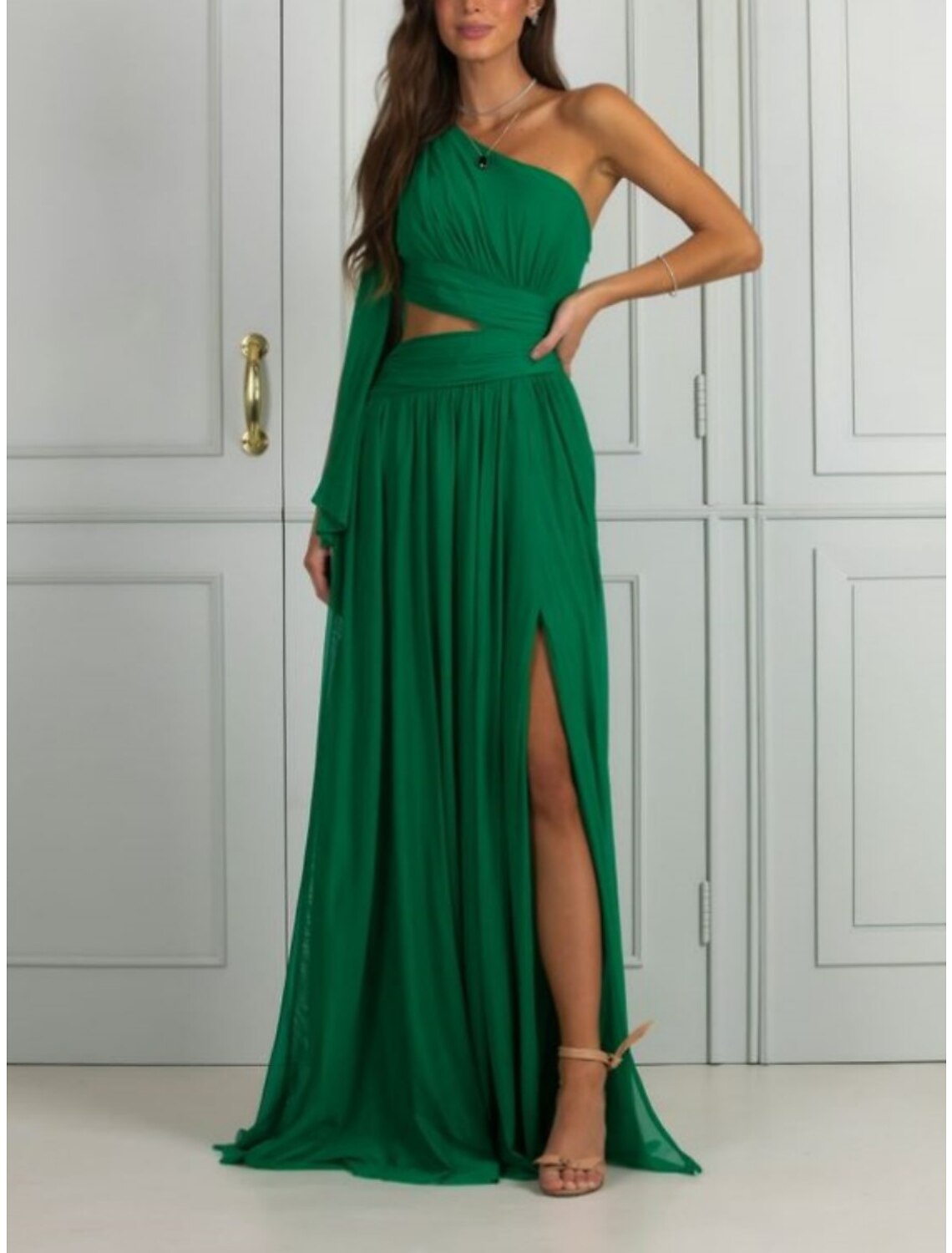 Vestito elegante rosso verde natalizio a tubino, abito da compleanno, lunghezza pavimento, senza maniche, monospalla in chiffon con fiocco(i) glitterato e pieghe