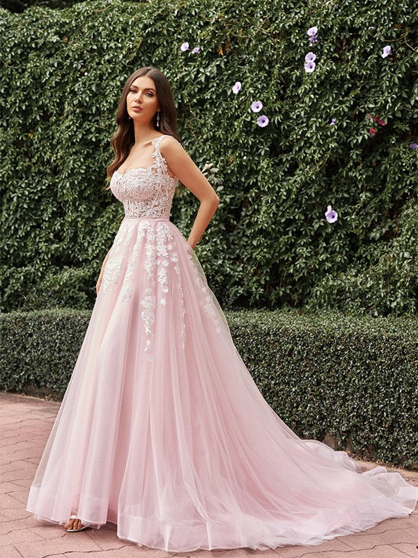 Vestidos de novia de corte A/princesa, con tul, apliques, tirantes, sin mangas y cola larga