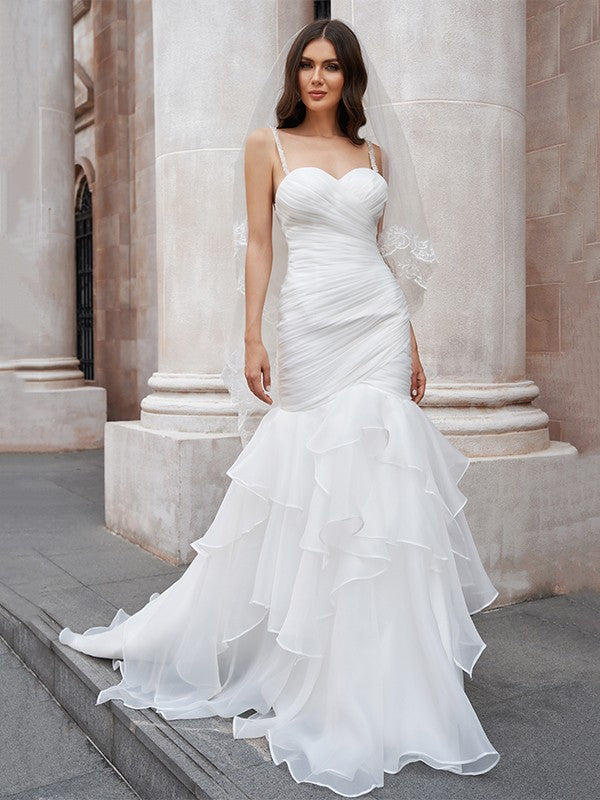Vestidos de novia de corte sirena/trompeta, capas, tirantes finos, organza, sin mangas, cola larga