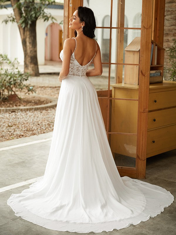 Vestidos de novia de corte A/princesa, de gasa, encaje, escote en V, sin mangas y cola de corte