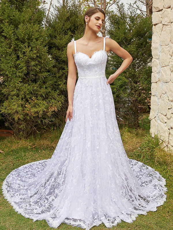 Vestidos de novia de corte A/princesa con encaje, tirantes finos, sin mangas y cola capilla