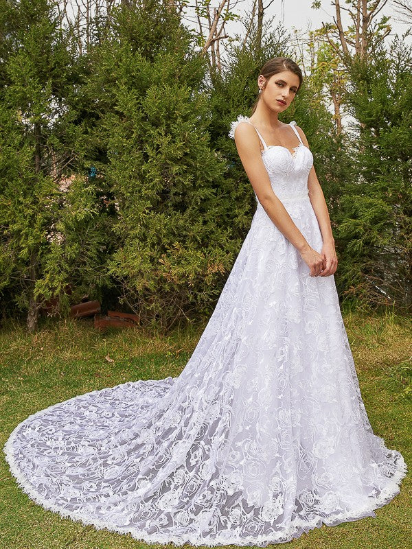 Vestidos de novia de corte A/princesa con encaje, tirantes finos, sin mangas y cola capilla