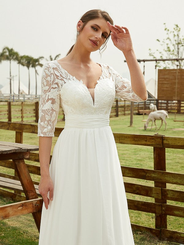 Abiti da sposa lunghi fino al pavimento, in chiffon, con scollo a V, maniche a 1/2, stile principessa/a