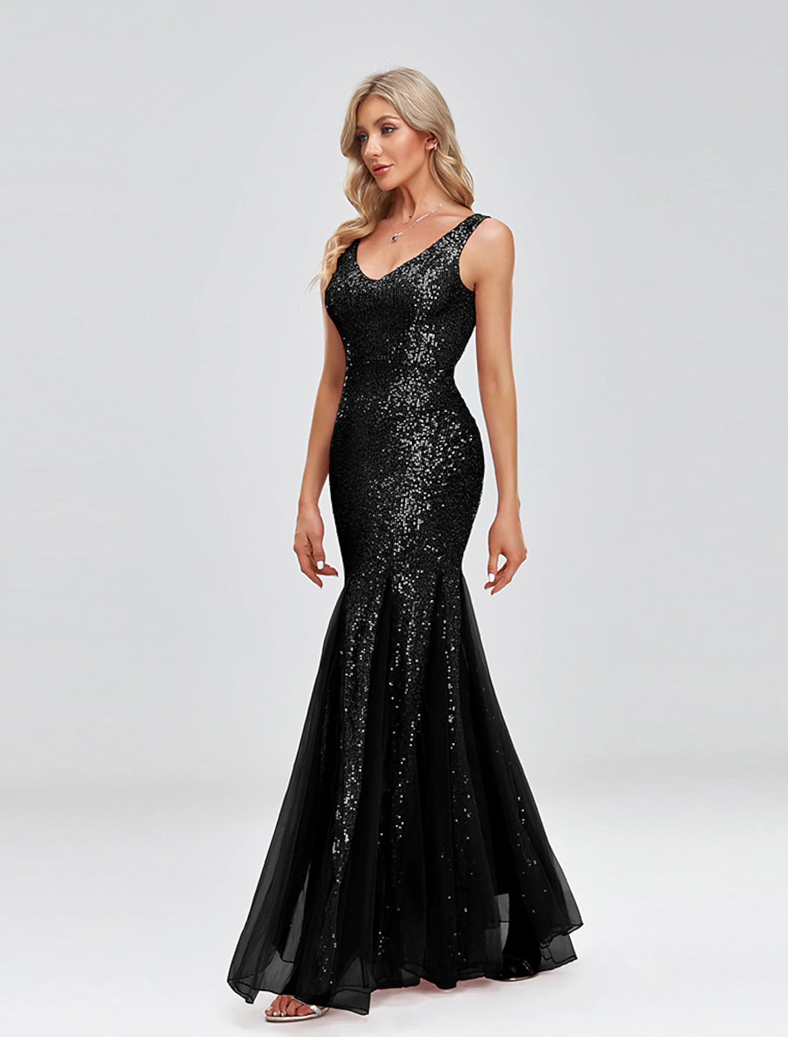 Vestido de noche de sirena/trompeta con brillos para invitada de boda, formal, de noche, largo hasta el suelo, sin mangas, escote en V, tul, espalda en V con empalme de lentejuelas