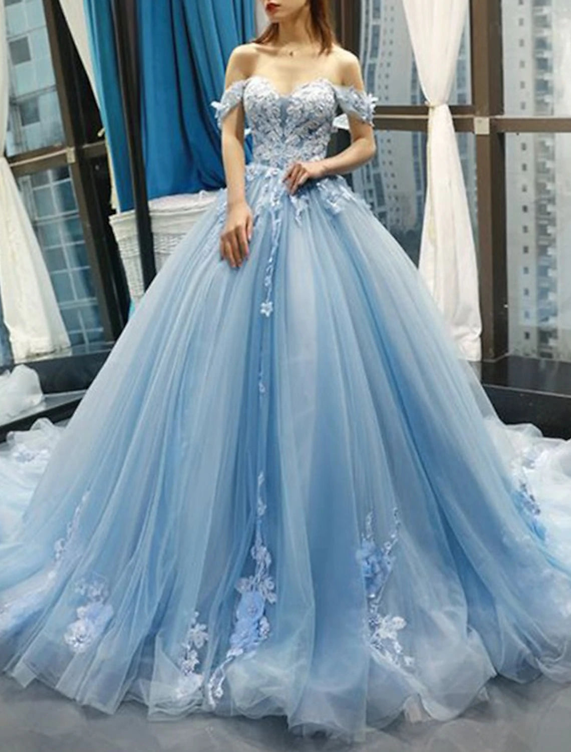 Sky Blue Off-the-Shoulder Sweetheart Tulle Ball Gown Floor-Length Dress with Lace Appliques