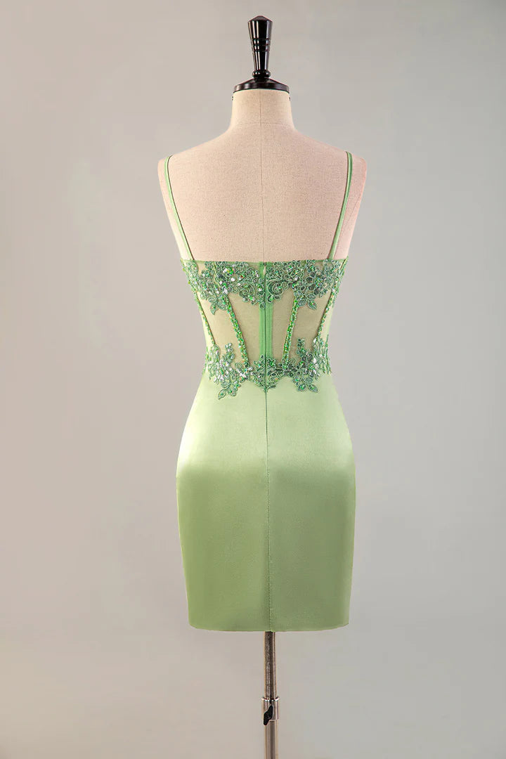 Vestido ajustado de vuelta al cole con corsé transparente verde y cuentas 