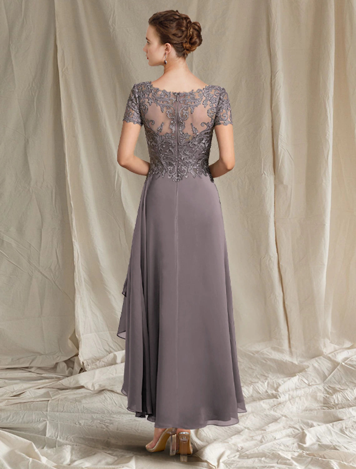 Abito da cerimonia per la madre della sposa, elegante, in chiffon, con scollo a V, lunghezza tè, maniche corte, con applicazioni a pieghe, taglie forti