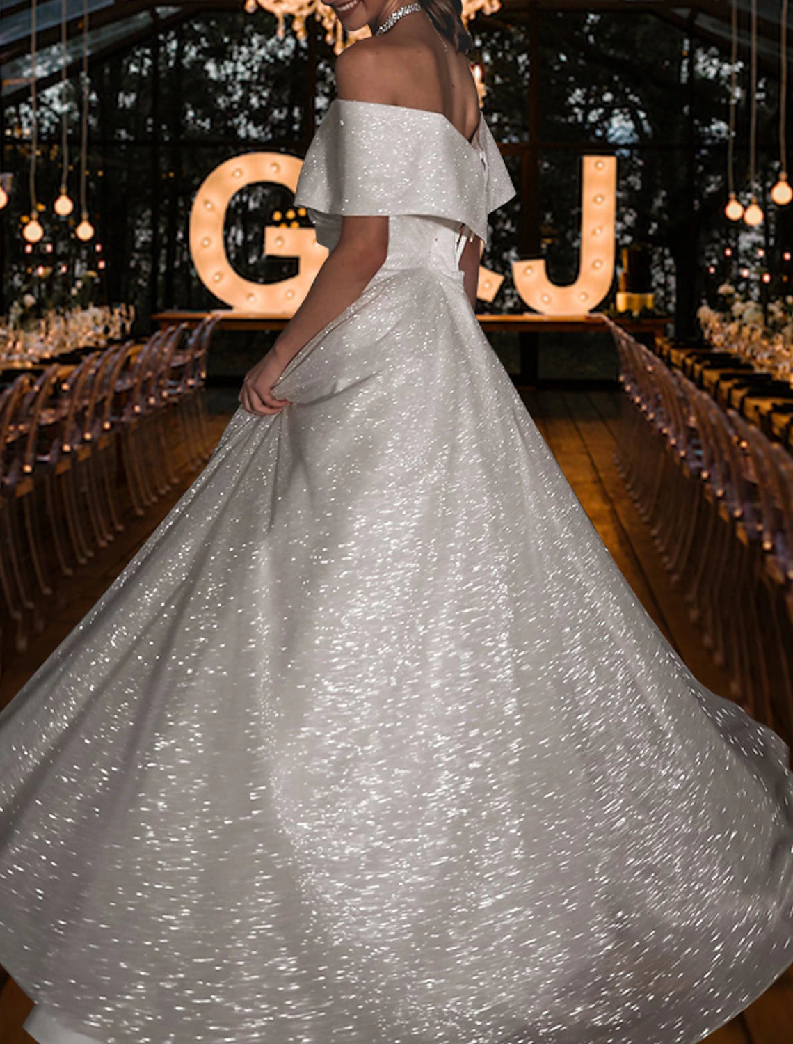 Vestidos de novia sencillos Hall Sparkle &amp; Shine, corte A, hombros descubiertos, mangas casquillo, cola larga y lentejuelas, color liso