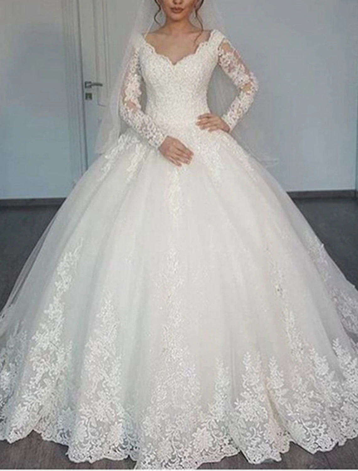Vestidos de novia formales de compromiso, vestido de baile, escote en V, manga larga, cola de corte, vestidos de novia de encaje con apliques