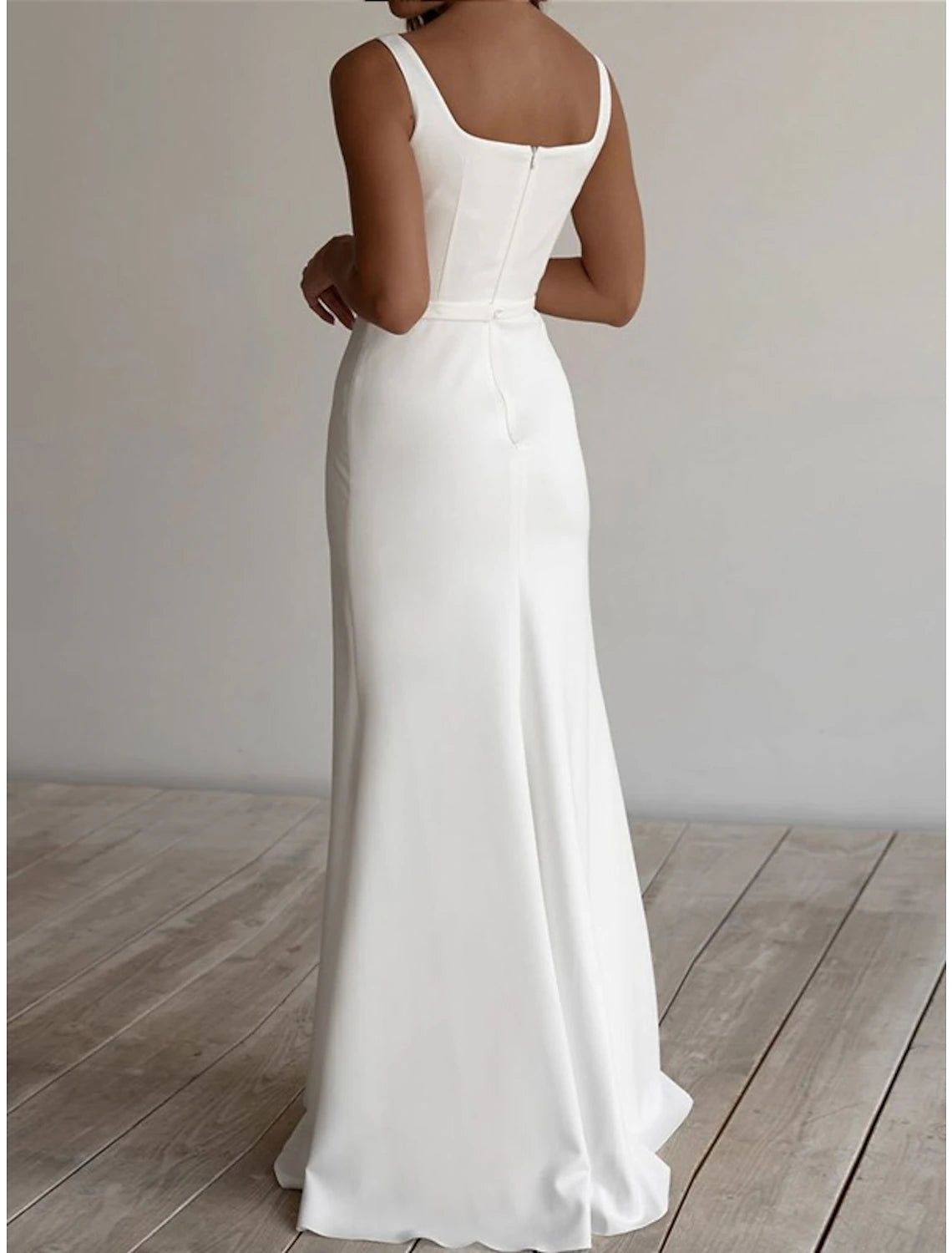 Beach Casual Wedding Dresses Sheath / Column Square Neck Sleeveless Floor Length  Fabric Bridal Gowns With Sash / Ribbon