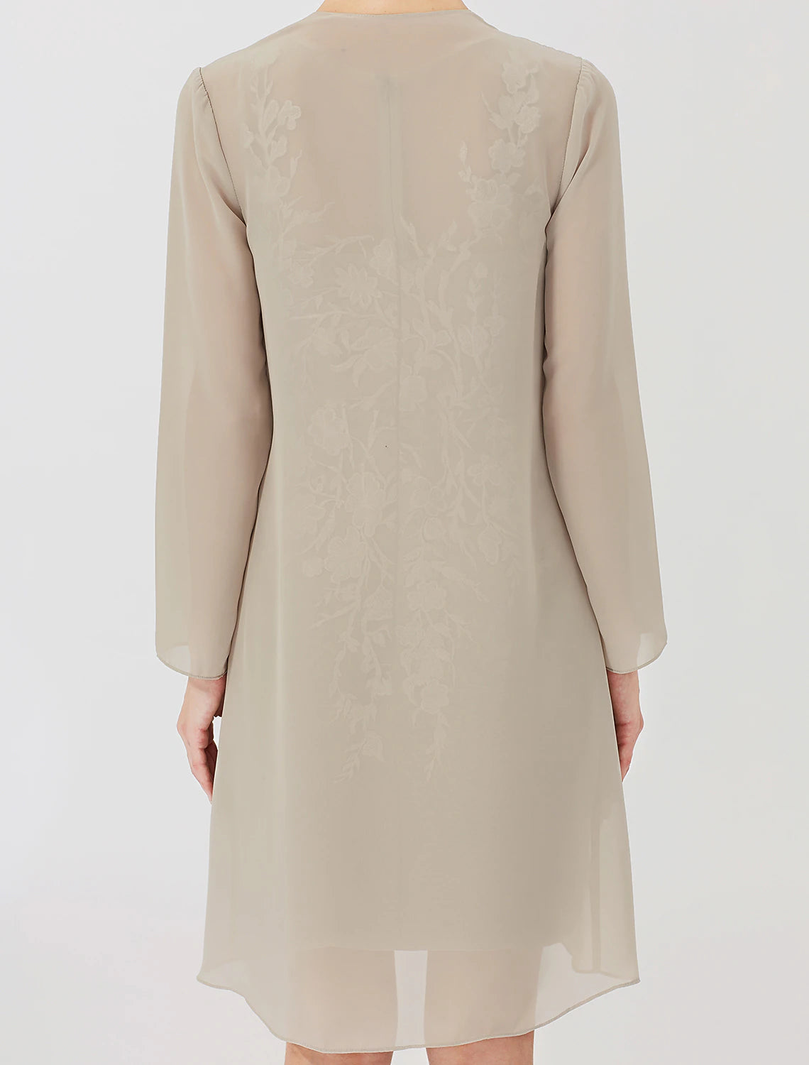 Vestido de madre de la novia con corte tubo/columna, formal, clásico y atemporal, elegante y lujoso, convertible, cuello ilusión, largo hasta la rodilla, gasa, encaje completo, manga larga con apliques