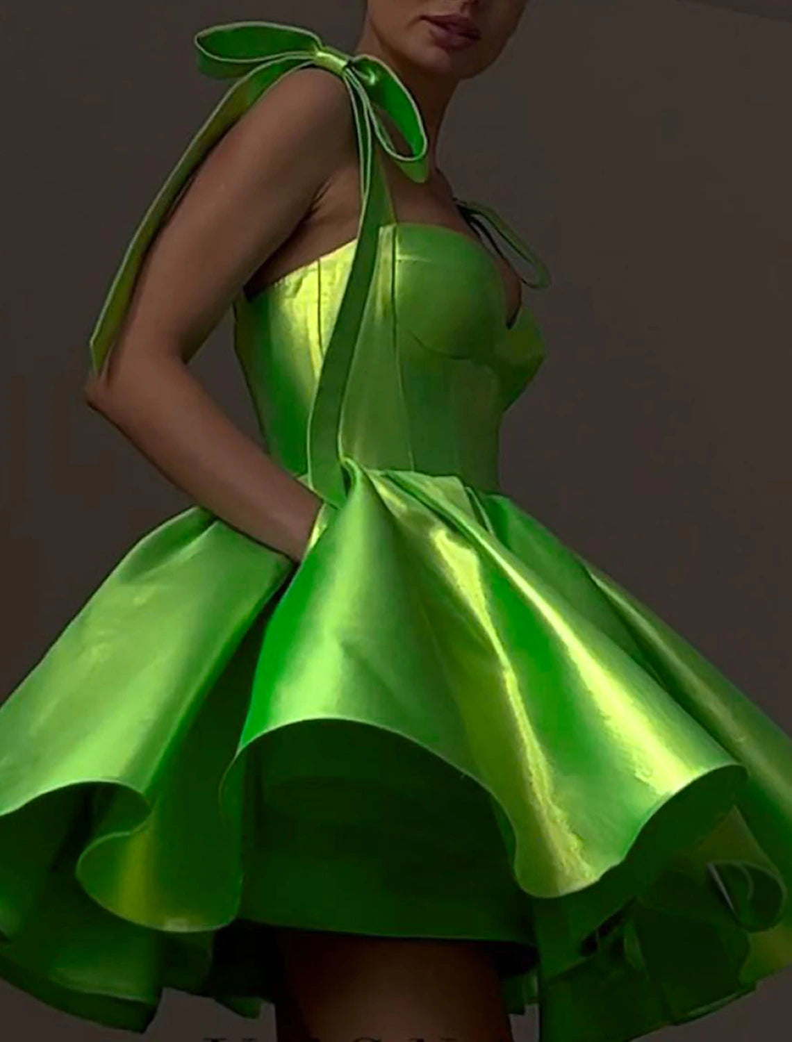 Abiti da ballo a trapezio, corsetti, abiti da festa, laurea, corti/mini, senza maniche, spalline sottili, abito rosa in raso con fiocco/i