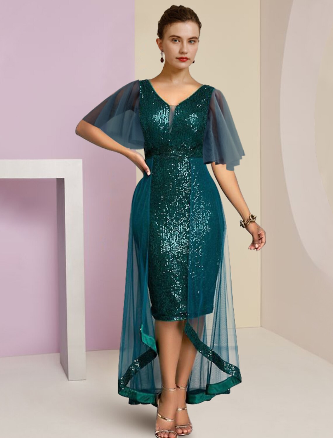 Vestido de madre de la novia con corte tubo/columna, elegante, con brillo y brillo, escote en V alto y bajo, largo hasta la rodilla, de gasa con lentejuelas, manga corta y pliegues.