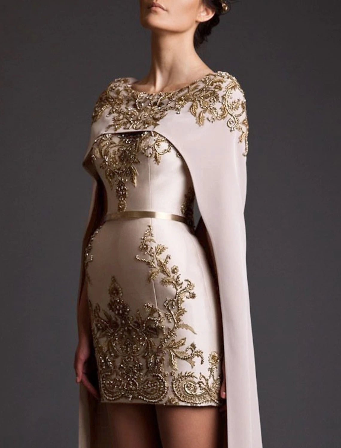 Vestidos de cóctel de dos piezas, elegantes, para invitados de boda, para fiestas, cortos/mini, sin mangas, con cuello joya, capas de tela con apliques y chal.