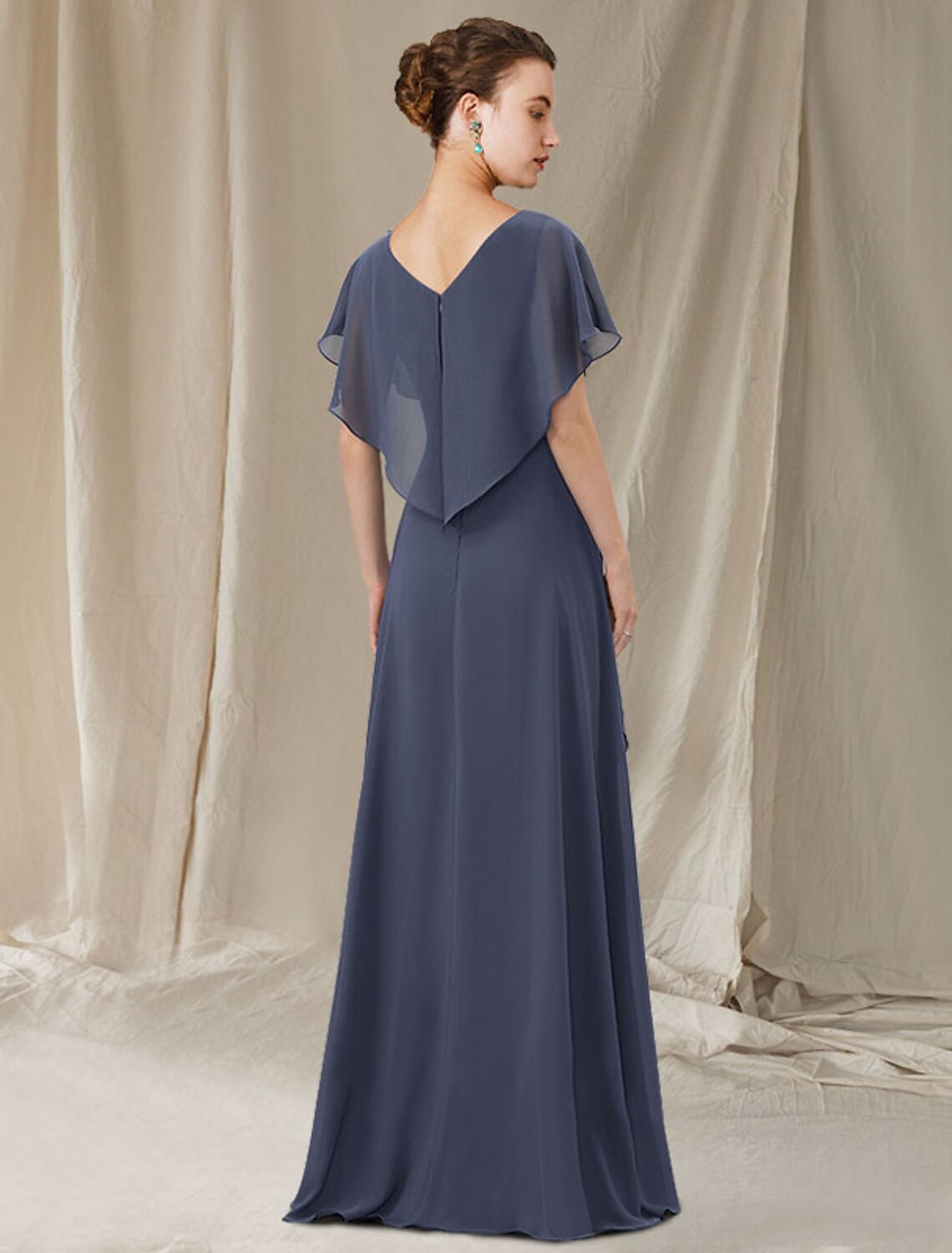 Abito da madre della sposa a trapezio, elegante, scollo a V asimmetrico, strascico a spazzola, in chiffon asimmetrico, maniche corte con volant a cascata in pizzo