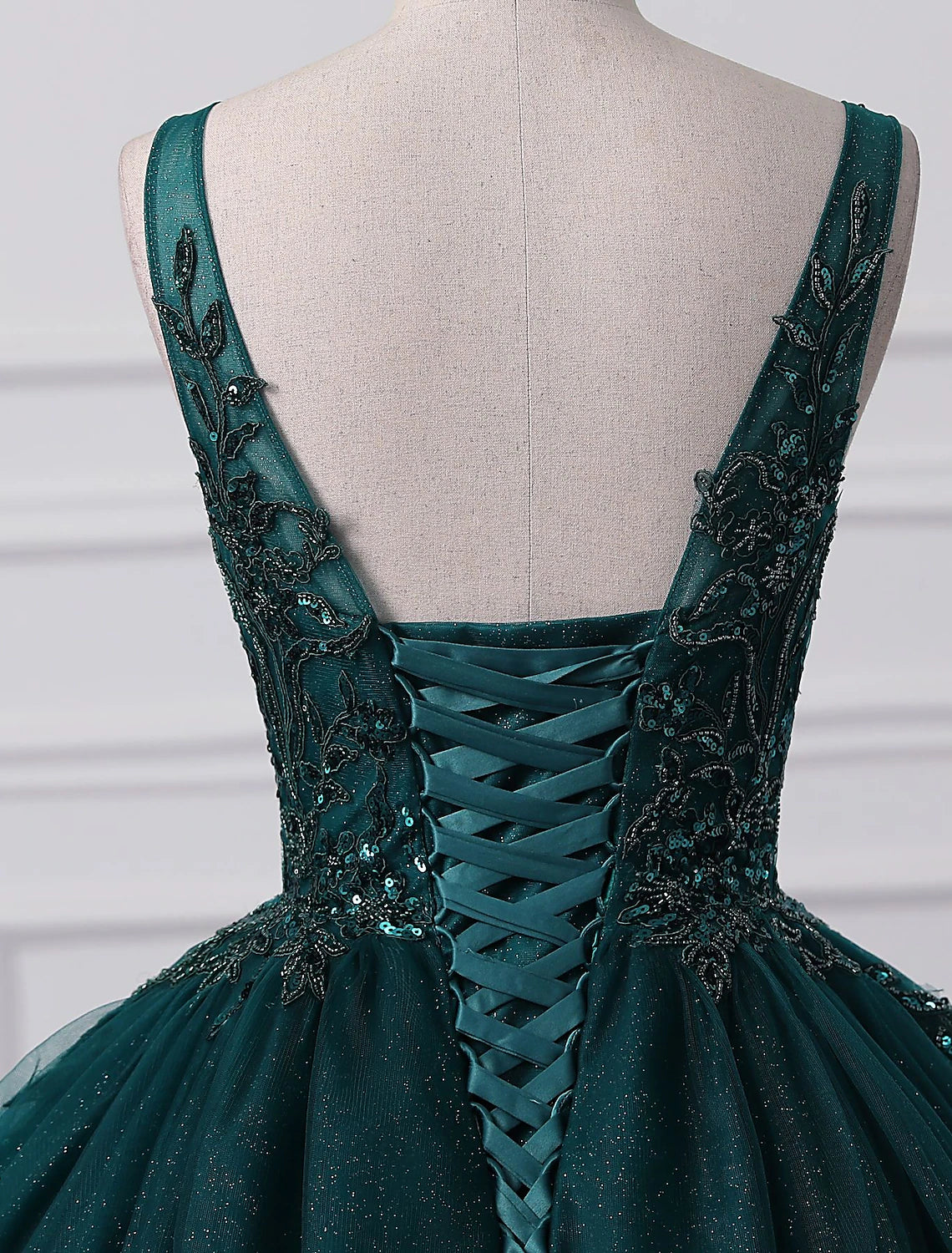 Vestido de fiesta con brillo y pedrería, para quinceañeras, cumpleaños, largo hasta el suelo, sin mangas, cuello en V, tul con apliques de lentejuelas.