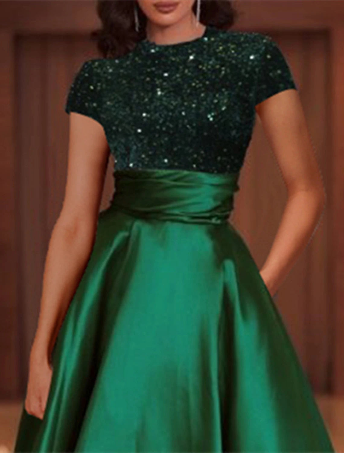 Vestido de noche elegante de corte A, vestido rojo y verde, largo hasta el suelo, manga corta, cuello alto, satén con lentejuelas