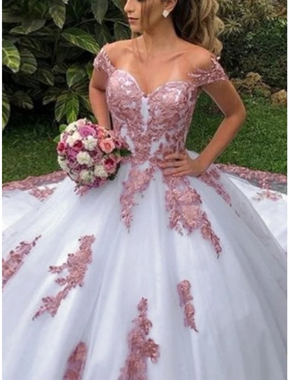 Vestidos de novia formales, vestido de baile, hombros descubiertos, manga corta, cola de corte, vestidos de novia de encaje con pliegues