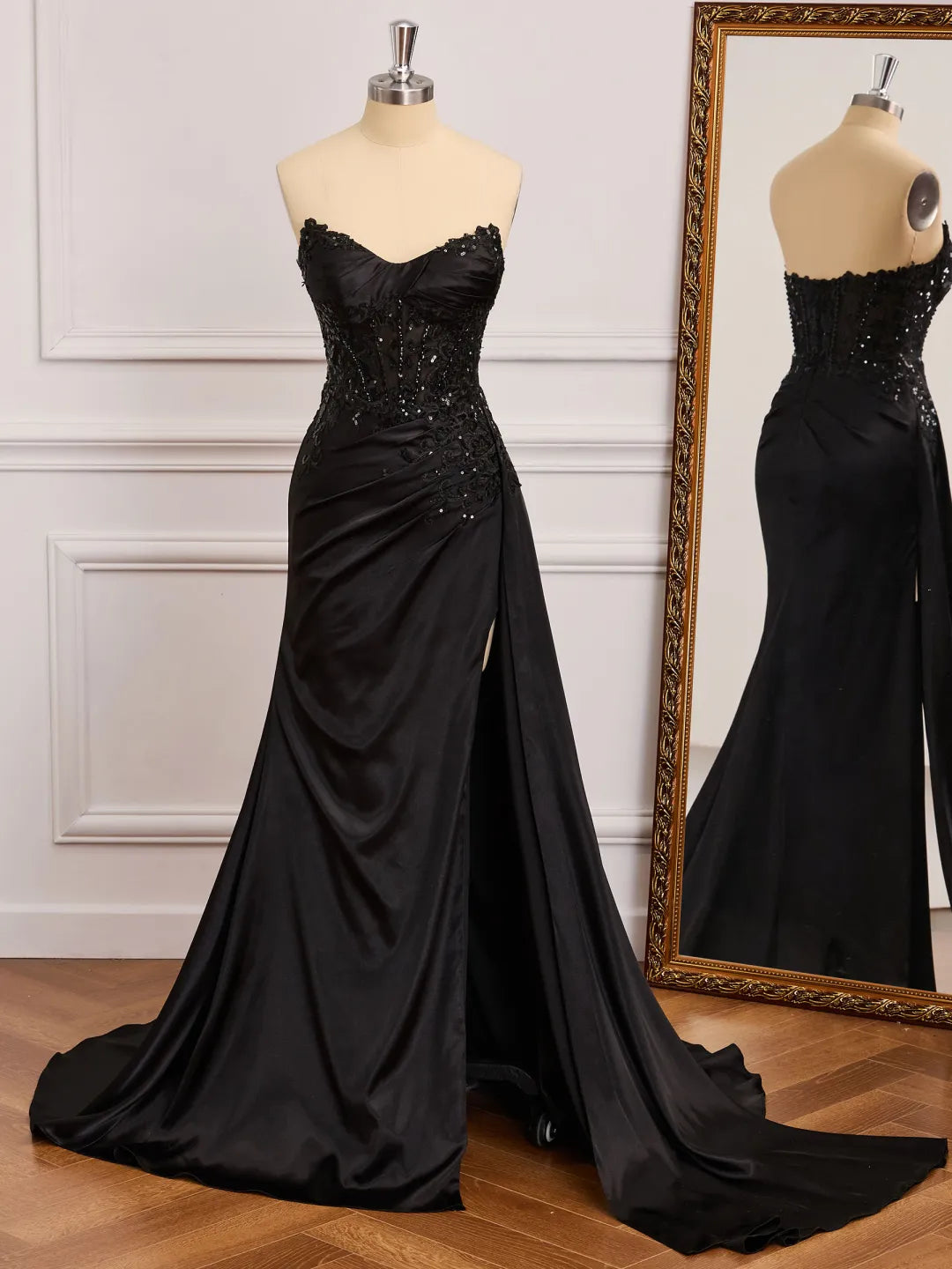 Stunning Mermaid Sweetheart Sleeveless Open Back Floor Prom Gown