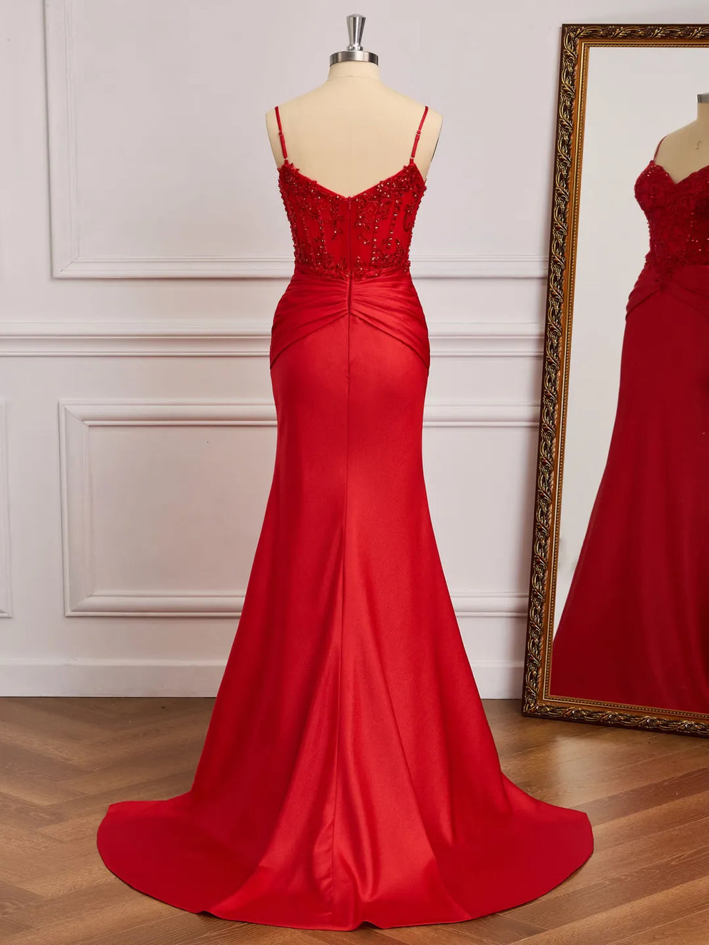 Gorgeous Mermaid Sweetheart Spaghetti Straps V-Back Train Prom Gown