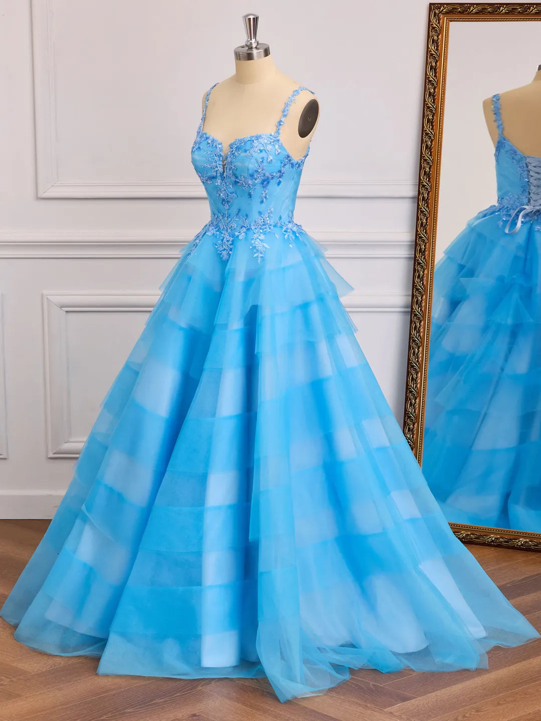 Tiered A-Line Sweetheart Spaghetti Strap Lace Up Back Long Prom Gown