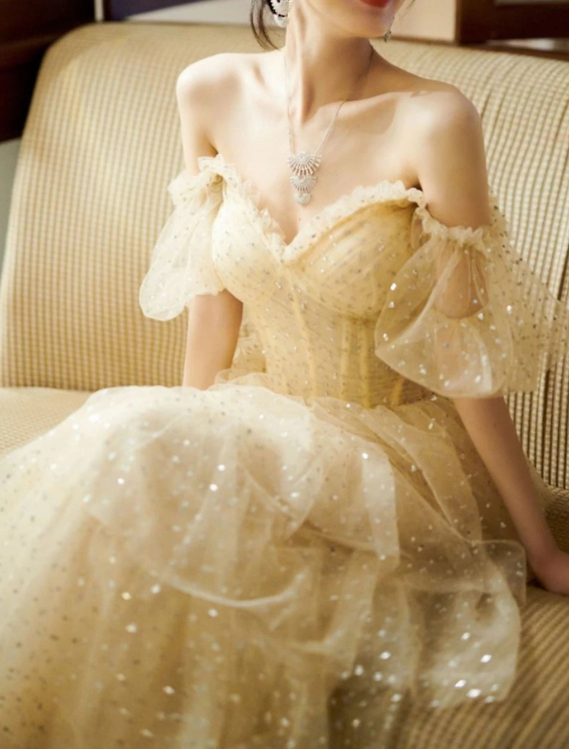 Abito da sera formale da fidanzamento vintage scintillante a trapezio, scollo a cuore, manica corta, lunghezza pavimento, in tulle con paillettes