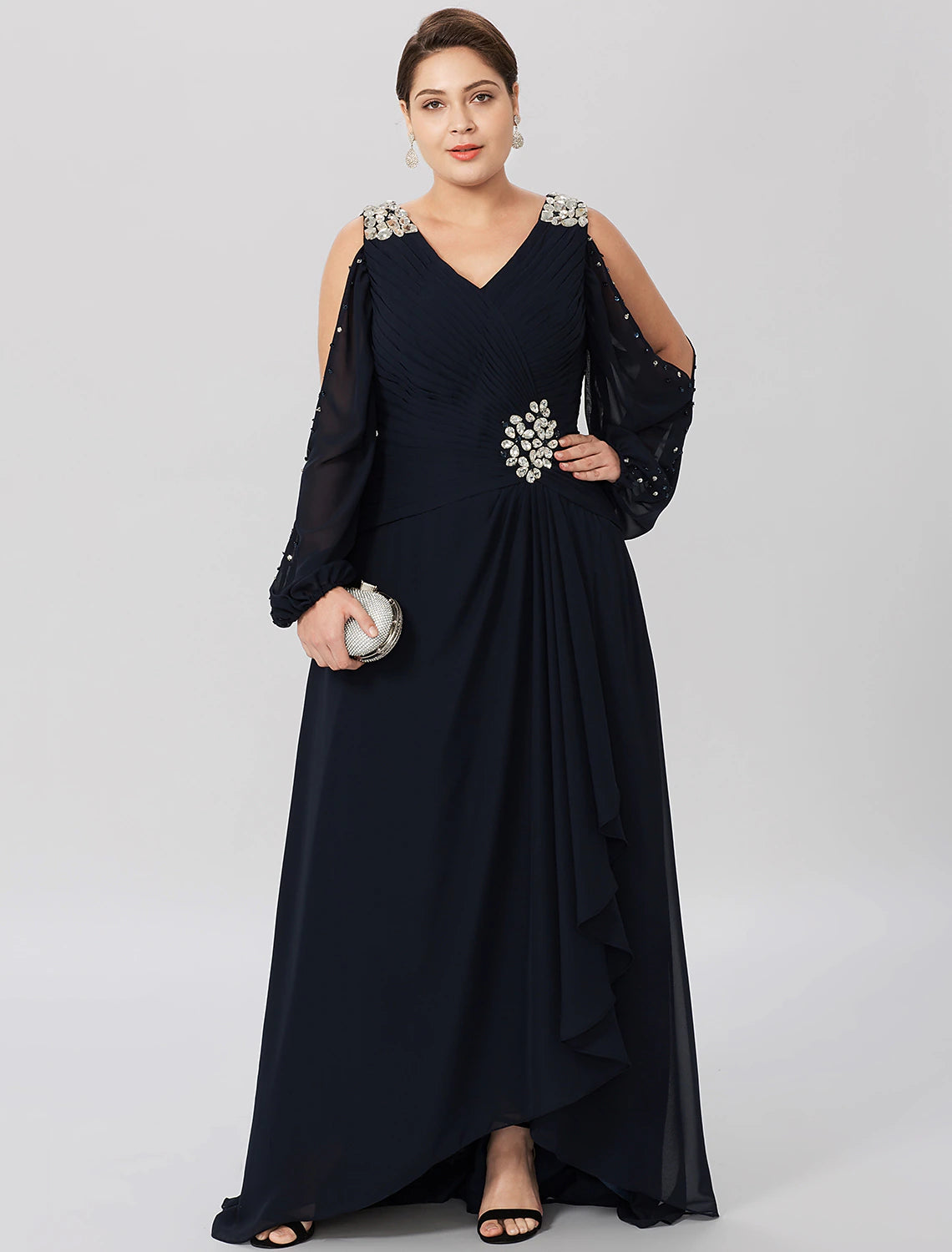 Sheath / Column Mother of the Bride Dress Plus Size Elegant High Low V Neck Asymmetrical Chiffon  Satin Long Sleeve with Criss Cross Crystals