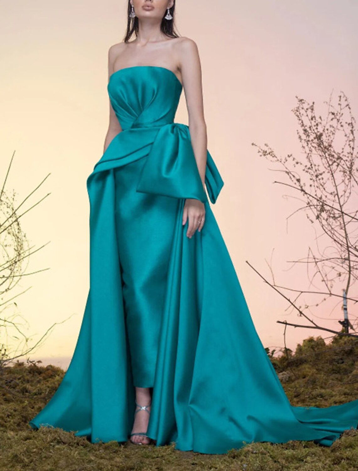 Abito da festa a trapezio, stile celebrità, elegante, vintage, per invitati a nozze, abito da ballo, senza spalline, senza maniche, strascico, raso con fiocco/i, gonna sopra 2025