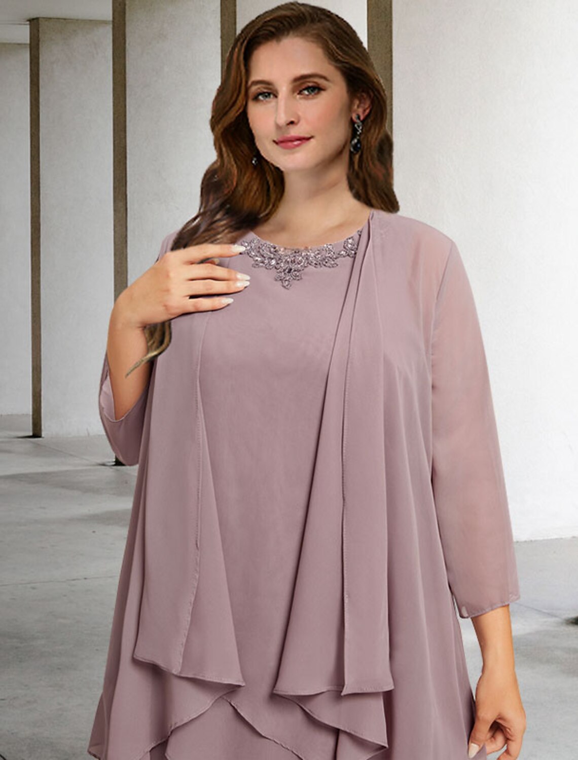 Vestido de dos piezas de corte A para madre de la novia, talla grande, con curvas ocultas en el vientre, elegante, formal, largo hasta el suelo, sin mangas, cuello joya, gasa con volantes de lentejuelas y apliques