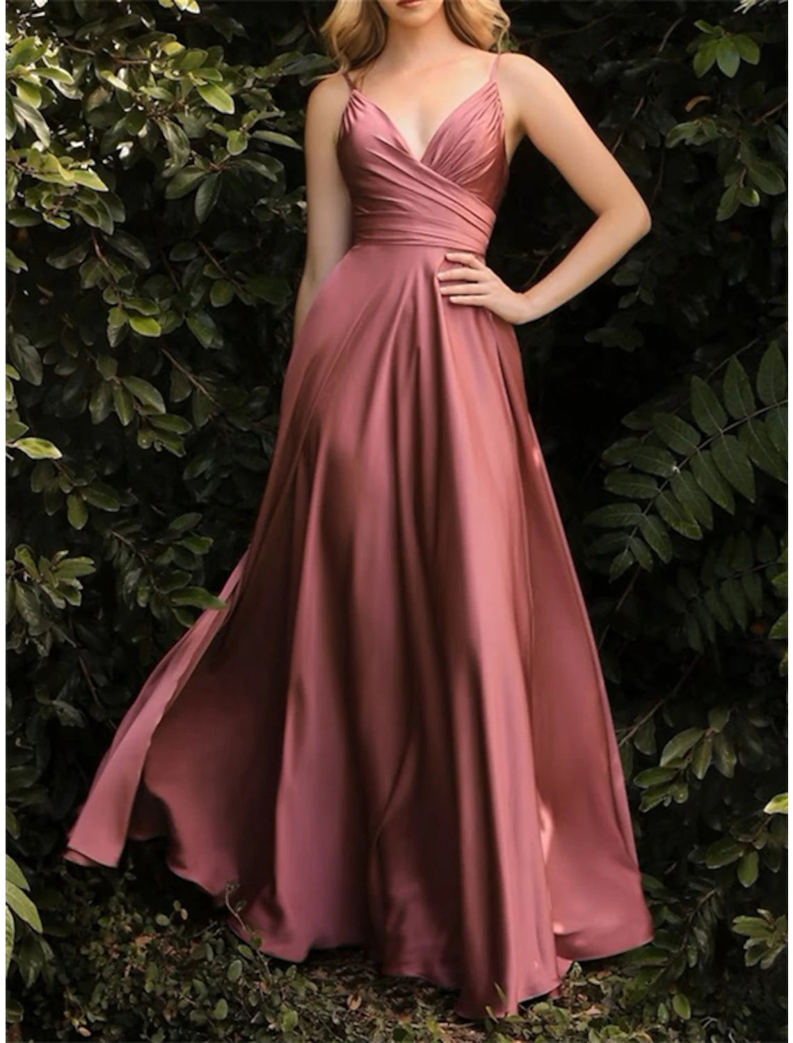 Abito da damigella d'onore a sirena/tromba, monospalla, senza maniche, in chiffon rosa lungo fino al pavimento, con spacco frontale/arricciatura
