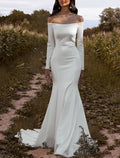 Vestidos de novia sencillos de corte sirena/trompeta con hombros descubiertos, manga larga, cola de corte, tela de color liso