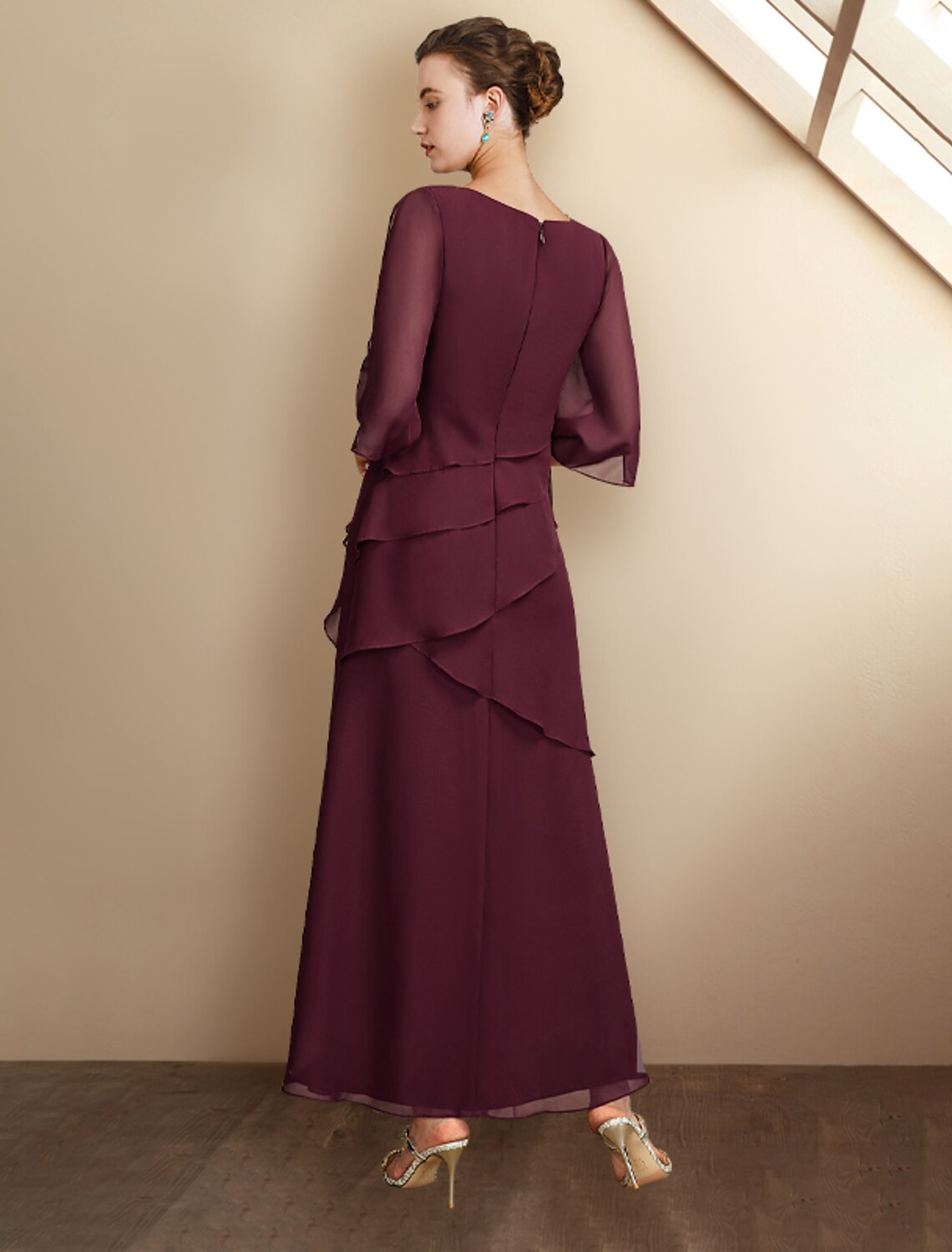 Abito da cerimonia per la madre della sposa, a trapezio, elegante, in chiffon, con scollo gioiello, lunghezza alla caviglia, manica corta, volant, drappeggio laterale, taglie forti