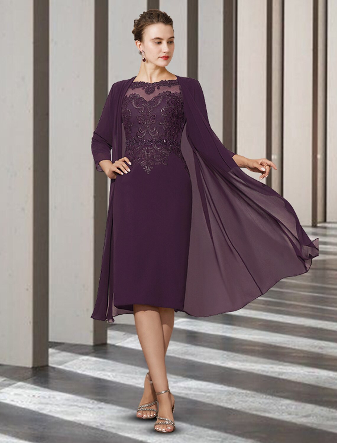 Vestido elegante de dos piezas para madre de la novia, corte A, para iglesia, cuello joya, largo hasta la rodilla, de gasa, con encaje, mangas 3/4, chaqueta y apliques de cuentas.