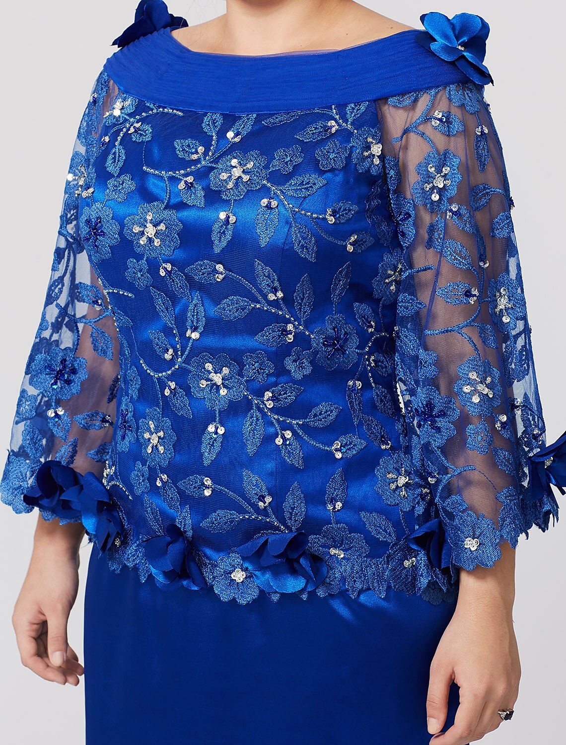 Vestido de sirena/trompeta para madre de la novia, formal, talla grande, elegante, escote barco, cola larga, encaje charmeuse, manga larga, sin mangas, con pliegues y volantes