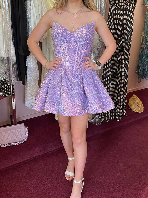 Abito da ballo corto a trapezio in velluto con paillettes, senza maniche, con reggiseno aderente